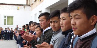 В 16 школах прошло вручение оборудования в рамках проекта «Камеры в руках детей»