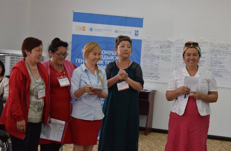 Женщины и девушки из 9 новостроек Бишкека получат доступ к качественным социальным услугам