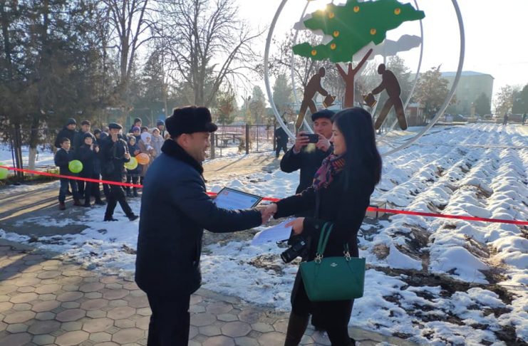 Наши активисты установили инсталляцию в г. Узген