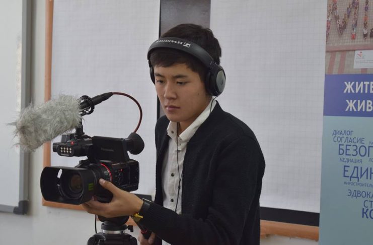 «Камеры в руках детей»: о социальных проблемах общества