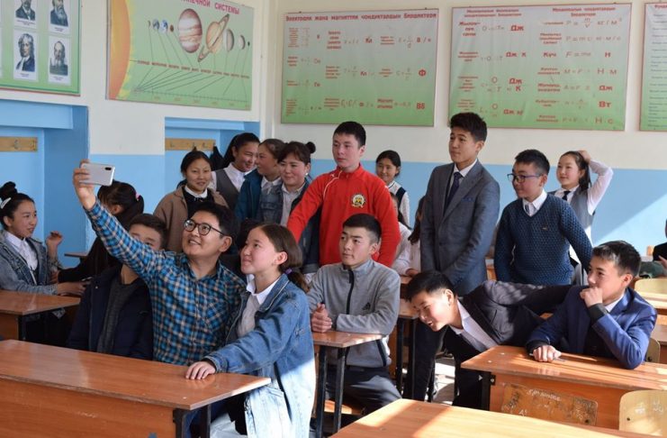 У нас началась активная деятельность по проекту «Кыргызстан, дружественный к детям и молодежи»