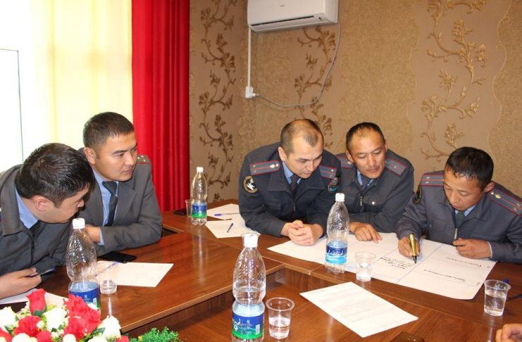 Команда Баткенского офиса провела тренинги для сотрудников милиции